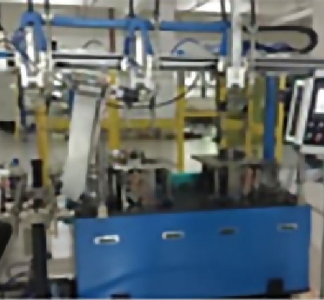CSMD2201S Double-station automatic slot insulation machine
